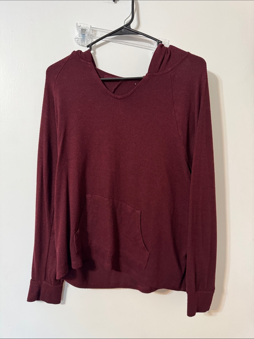 Women's Lightweight Hooded Pullover Sweatshirt - Burgundy